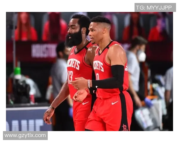 雷霆与火箭激战1226精彩回顾分析球员表现与战术布局