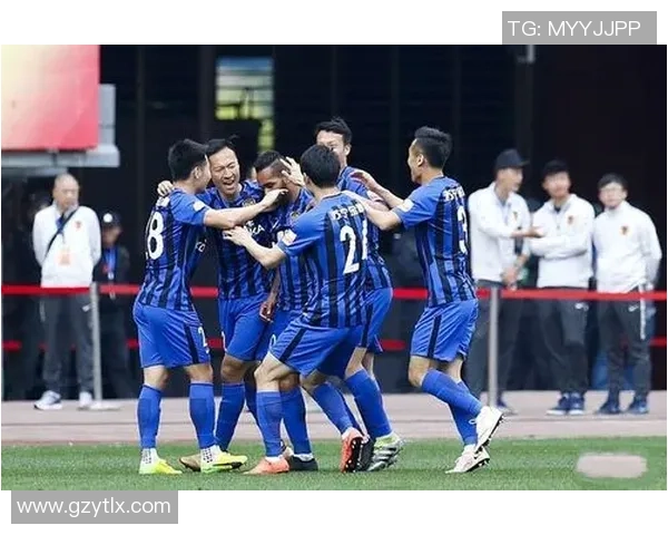 鲁能与苏宁激战正酣比分揭晓赛季精彩对决引发球迷热议